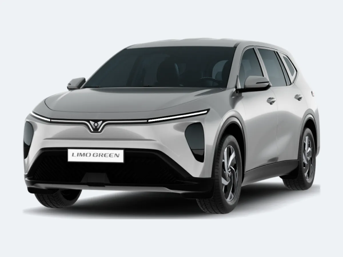 Limo Green – Ngoại thất · đầu xe