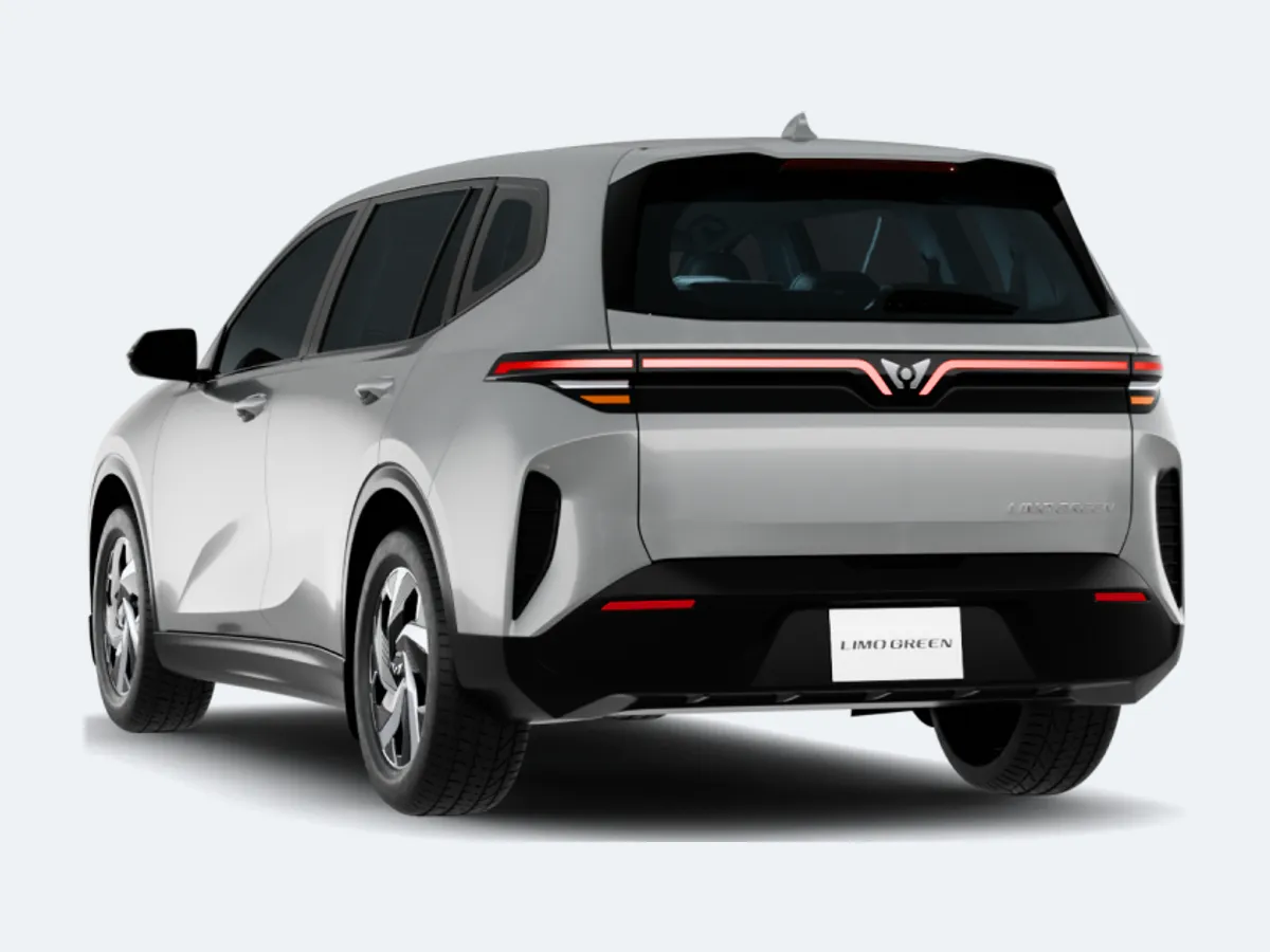 Limo Green – Ngoại thất · đuôi xe