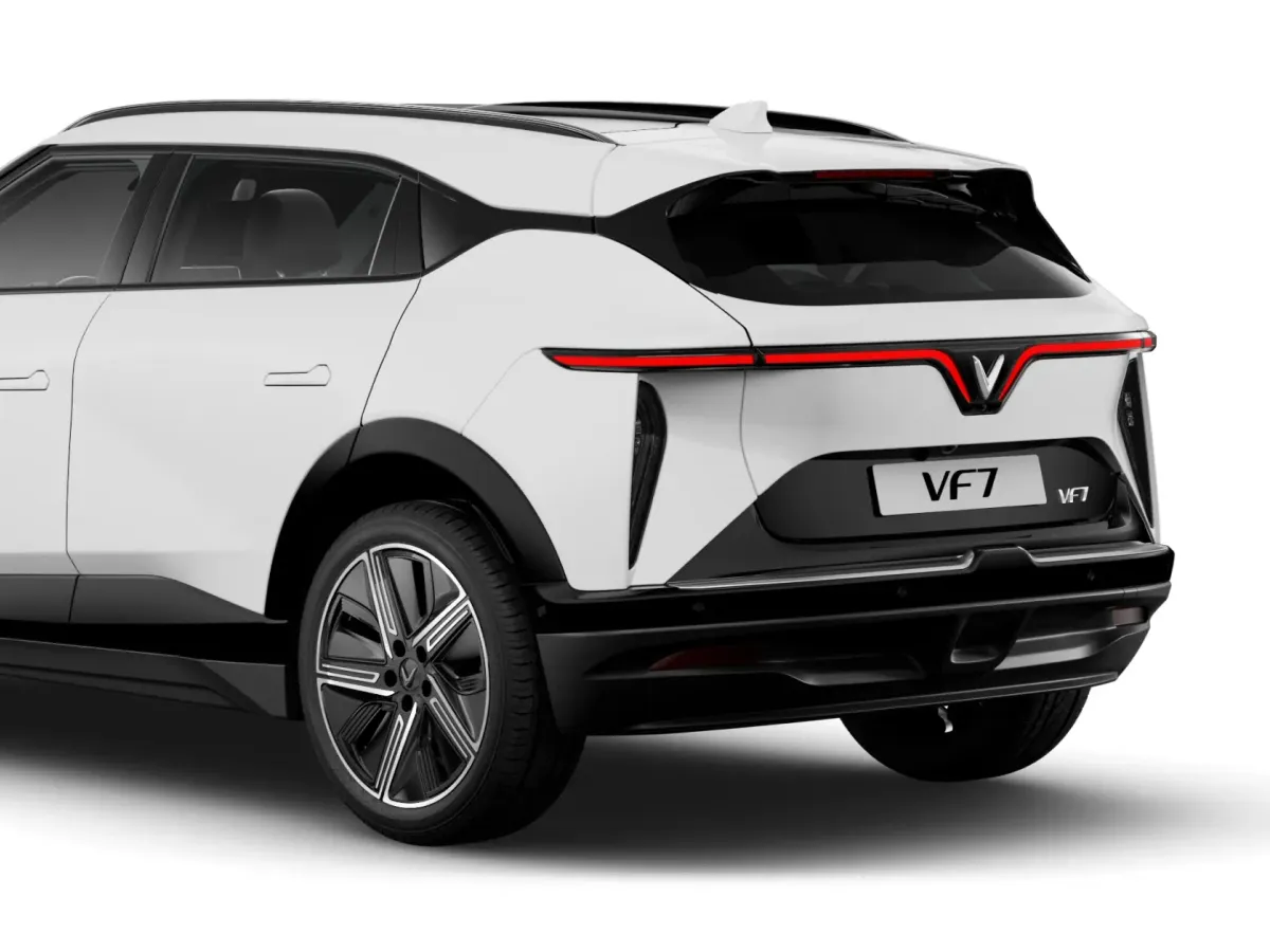 VF 7 – Ngoại thất · 3/4 sau